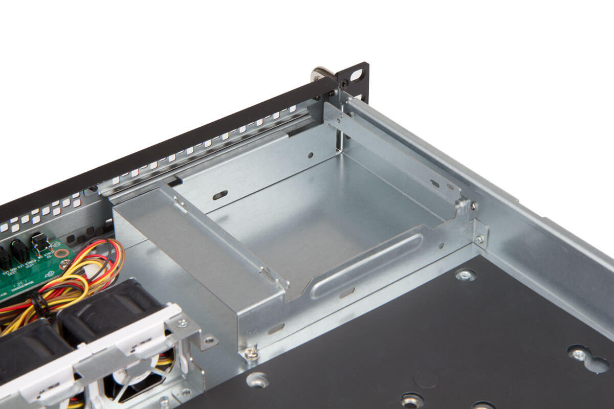 IW-RA100 - server system assembly
